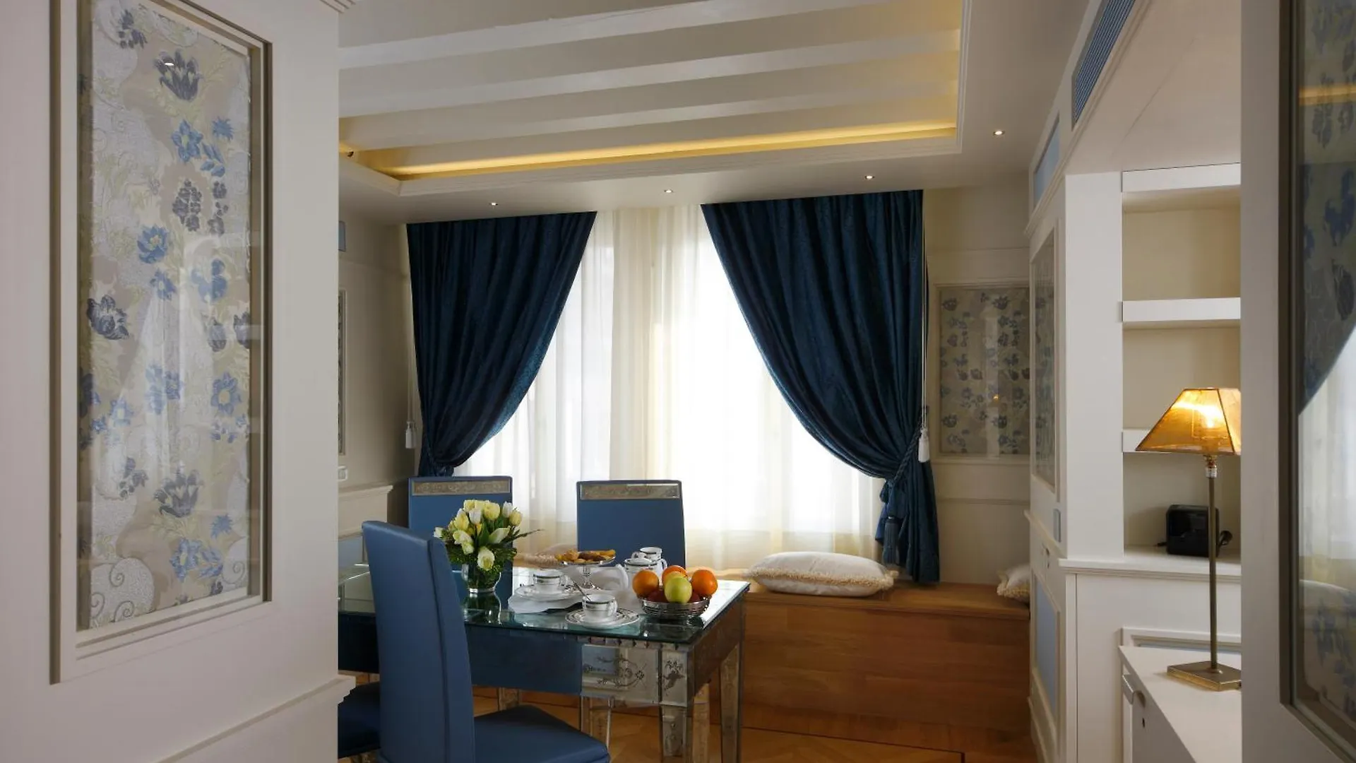 **** Hotel Canaletto Luxury Suites - San Marco Luxury Venice Italy